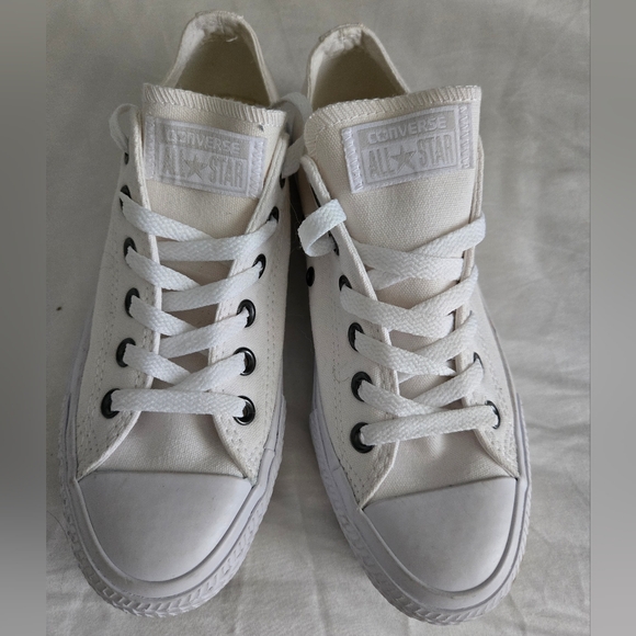 Converse All Star White Sneakers Size M/5 W/7 - Picture 2 of 7